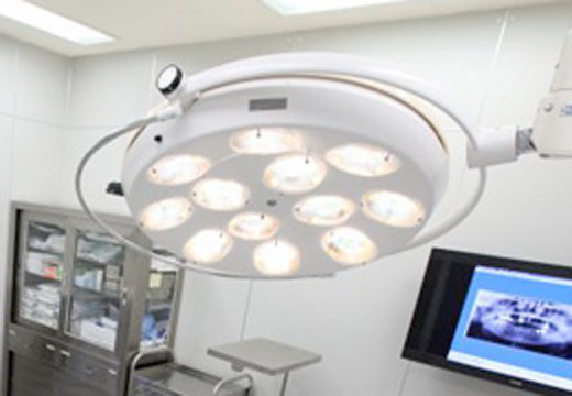 Surgical Light and Monitor Screen